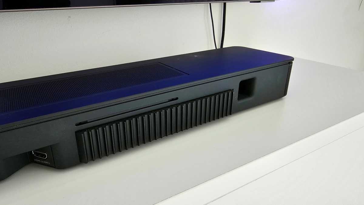 Bose Smart Soundbar 600 rear