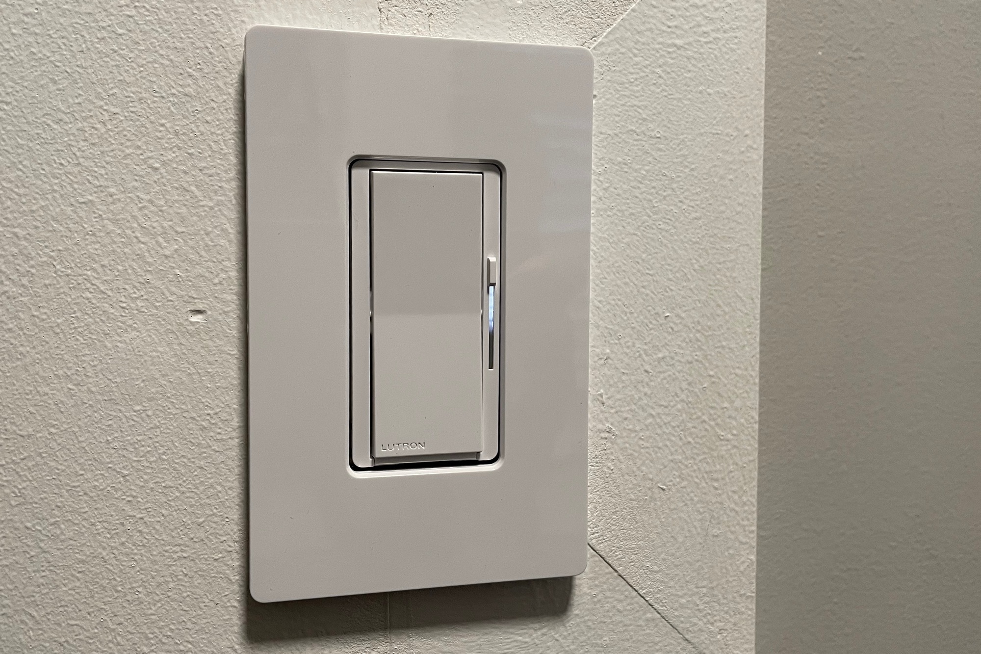 Best smart dimmer -- Lutron Diva Smart Dimmer (and its Caséta ecosystem)