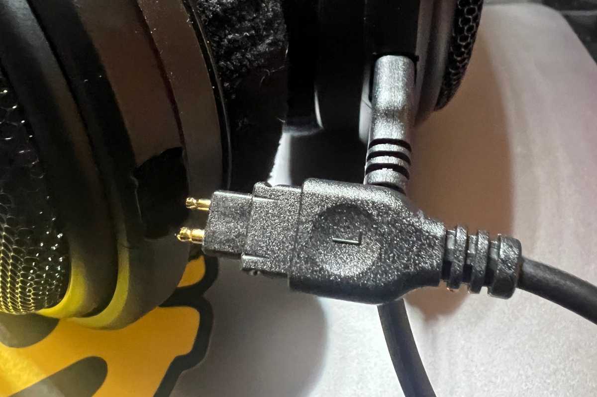 Sennheiser HD 660S2 connector