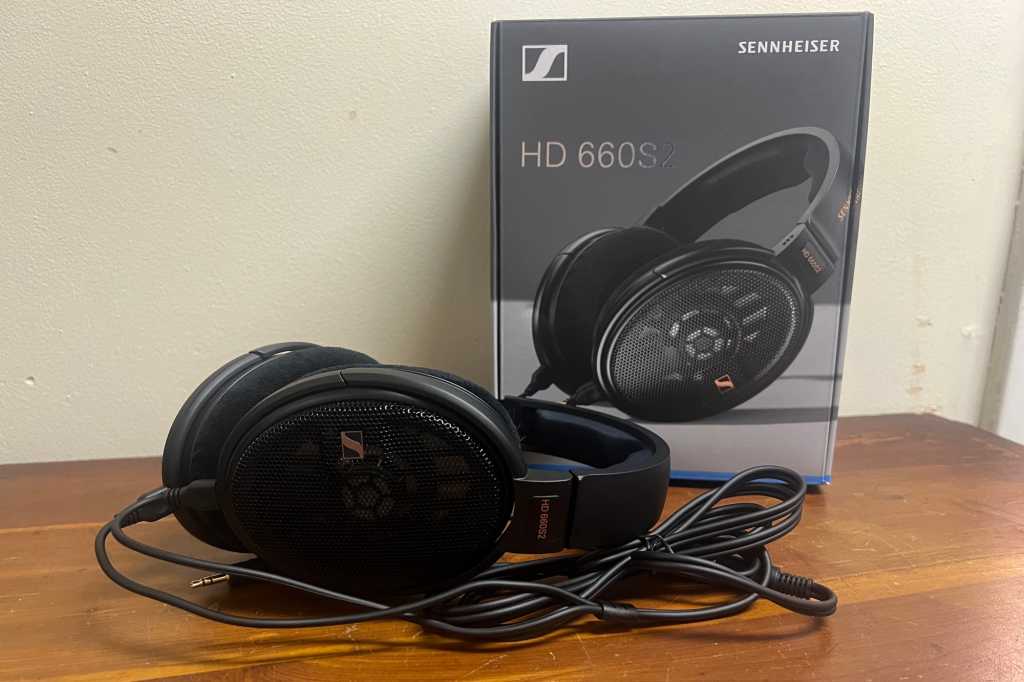 Sennheiser HD 660S2 with box