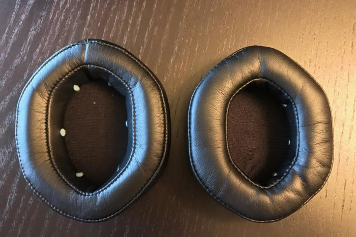 V-Moda XL ear pads comparison